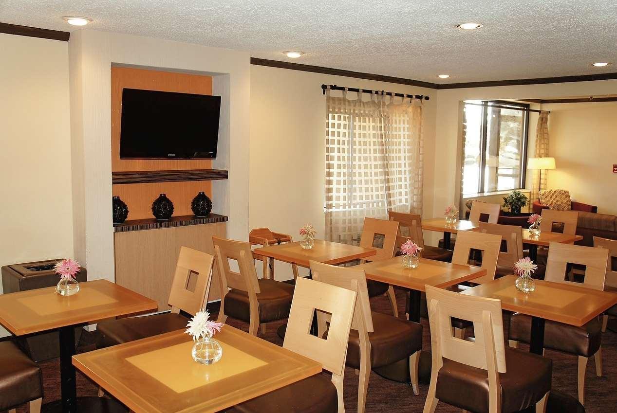 Best Western Huntsville Bagian luar foto
