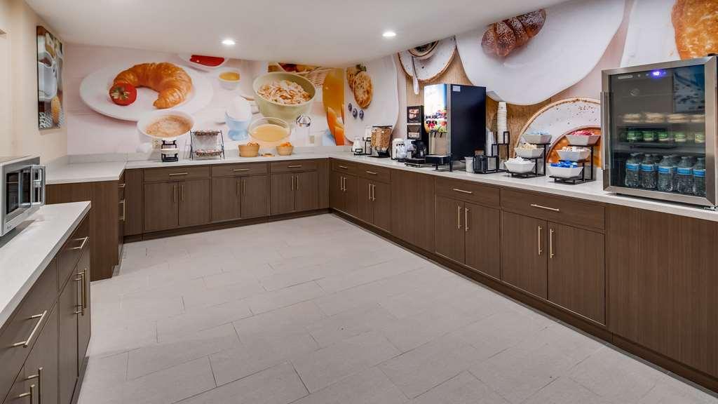 Best Western Huntsville Bagian luar foto